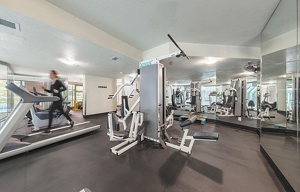 2010 939 Homer Street Yaletown