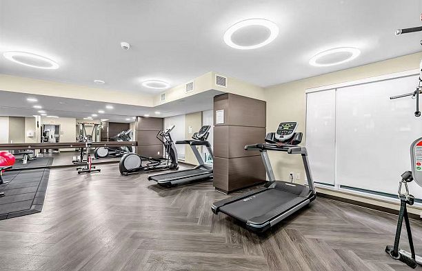 502 7228 Adera Street South Granville