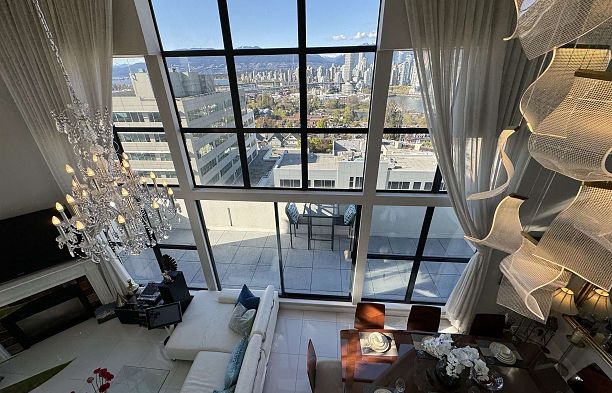 PH 1268 W Broadway Fairview VW