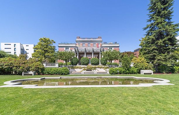 502 7228 Adera Street South Granville