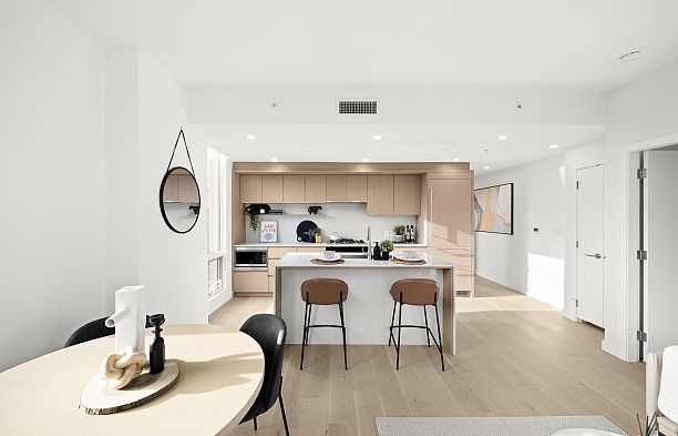 305 5212 Cambie Street Cambie