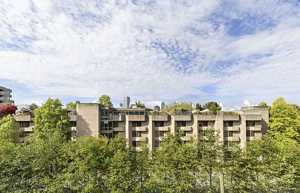 13 1355 W 4th Avenue False Creek