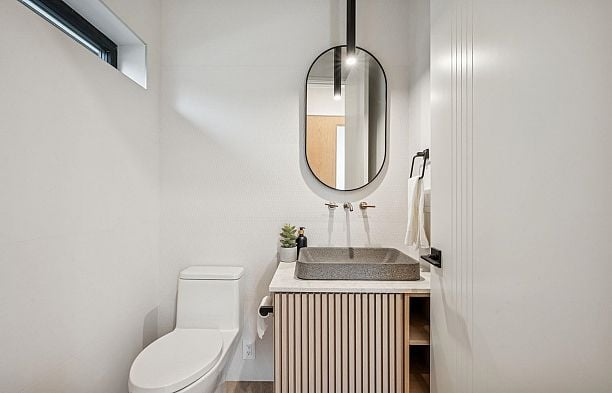 1 448 W 20th Avenue Cambie