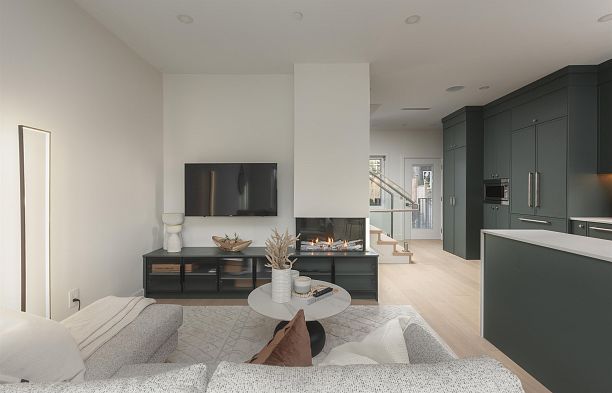 2 8508 East Boulevard S.W. Marine