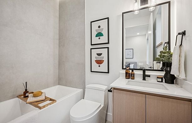 1 448 W 20th Avenue Cambie