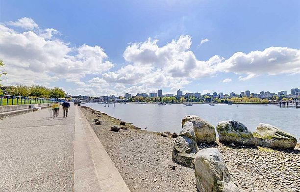 10A 199 Drake Street Yaletown