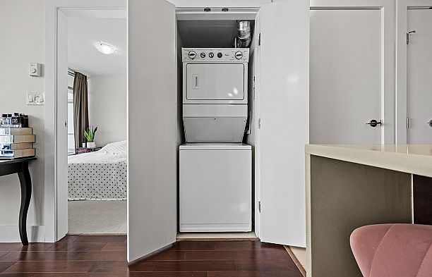 1502 888 Homer Street Downtown VW