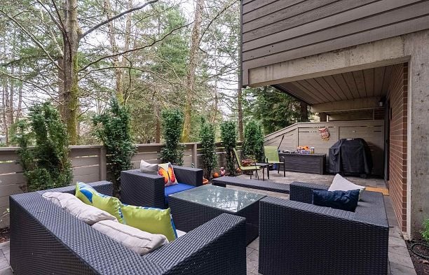 3993 Parkway Drive Quilchena