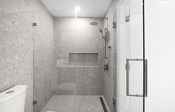 305 5212 Cambie Street Cambie