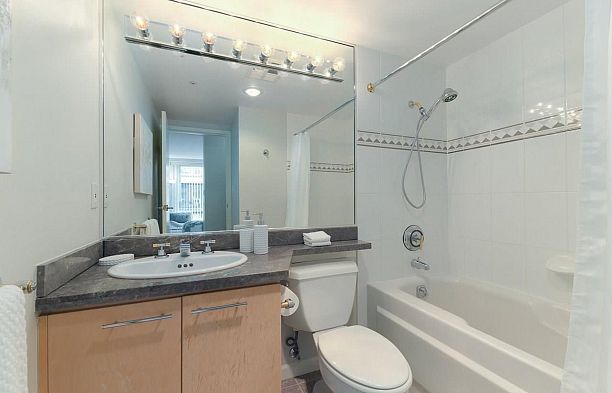 10A 199 Drake Street Yaletown