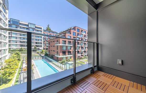 502 7228 Adera Street South Granville