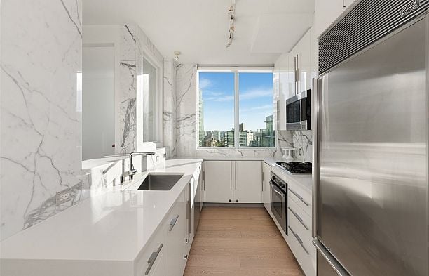 3501 1328 W Pender Street Coal Harbour