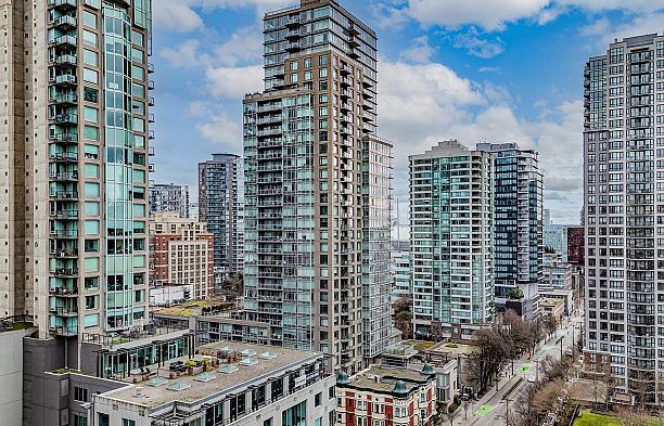 1502 888 Homer Street Downtown VW