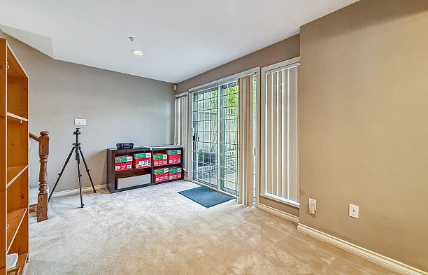 2755 W 20th Avenue Arbutus