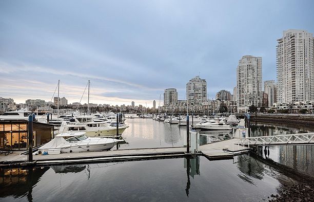 3706 1033 Marinaside Crescent Yaletown