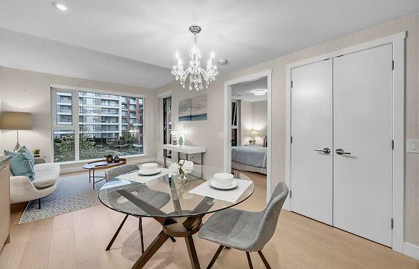 502 7228 Adera Street South Granville