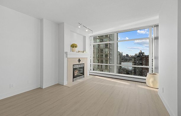 2106 1199 Marinaside Crescent Yaletown