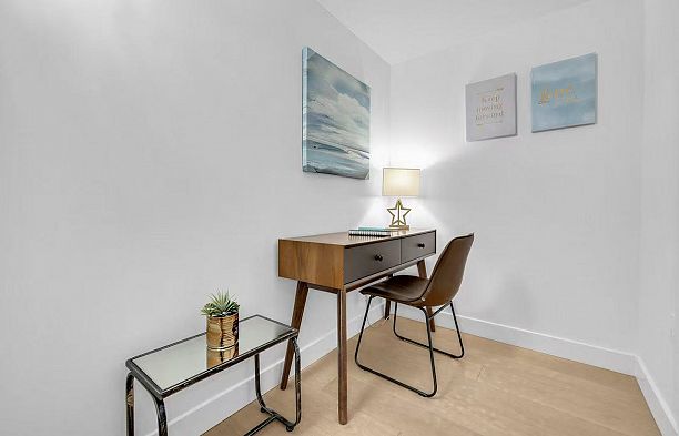 502 7228 Adera Street South Granville