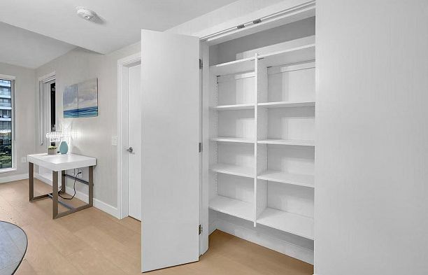 502 7228 Adera Street South Granville