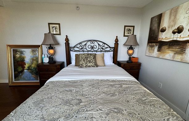 PH 1268 W Broadway Fairview VW