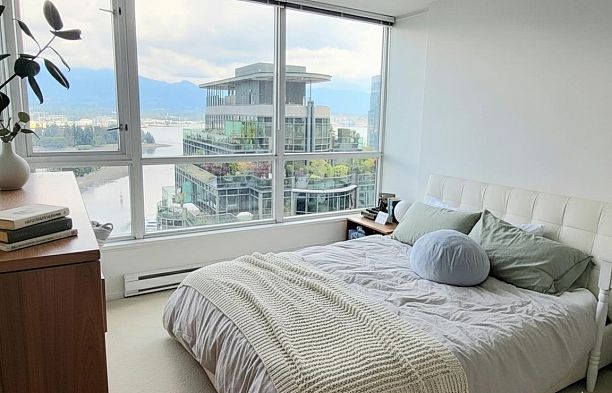 3105 1328 W Pender Street Coal Harbour