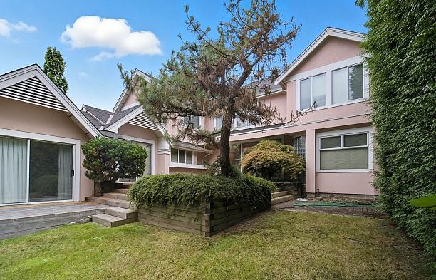 6189 Angus Drive South Granville