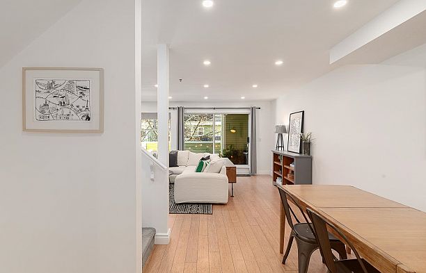 15 4157 Sophia Street Main