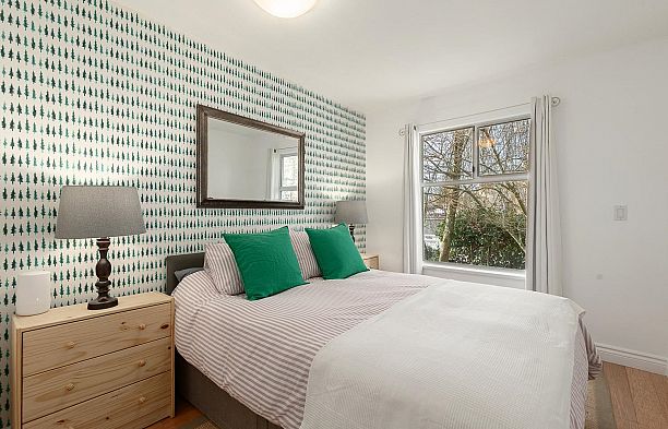 15 4157 Sophia Street Main