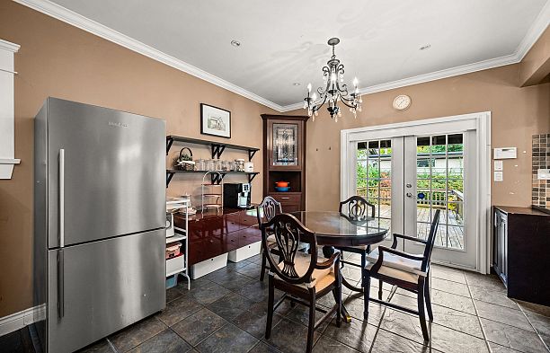 6050 Athlone Street South Granville