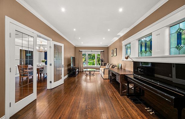 6050 Athlone Street South Granville