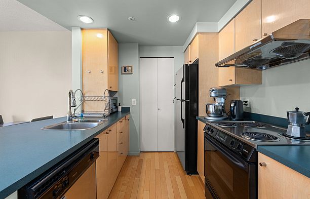 2601 1009 Expo Boulevard Yaletown