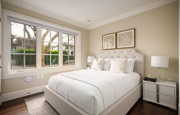 3955 W Broadway Point Grey