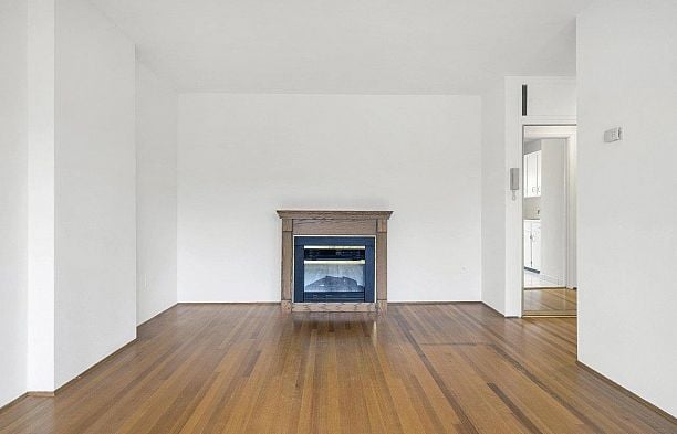 204 6026 Tisdall Street Oakridge VW