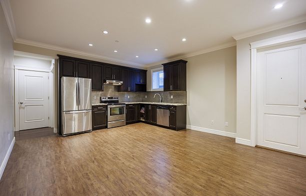 4482 Brakenridge Street Quilchena