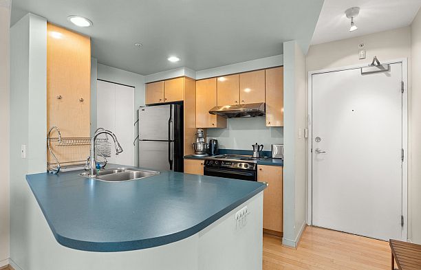 2601 1009 Expo Boulevard Yaletown