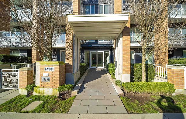 208 6933 Cambie Street South Cambie