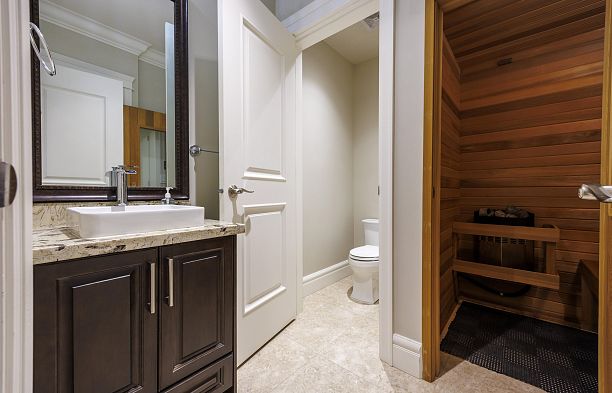 4482 Brakenridge Street Quilchena