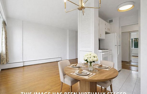 204 6026 Tisdall Street Oakridge VW