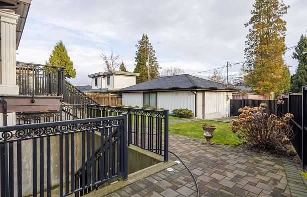 4482 Brakenridge Street Quilchena