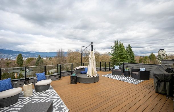 3955 W Broadway Point Grey