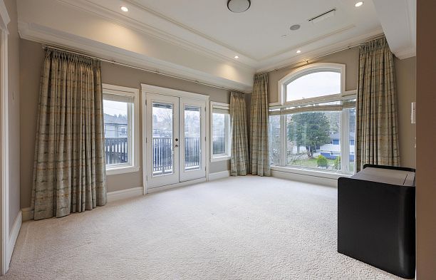 4482 Brakenridge Street Quilchena