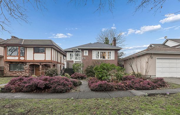 7621 Cartier Street Marpole