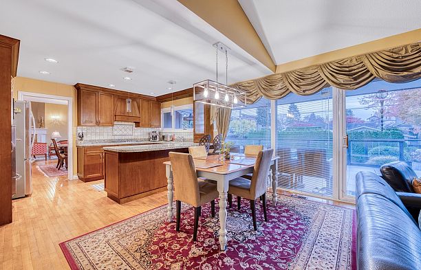 1428 W 37th Avenue Shaughnessy