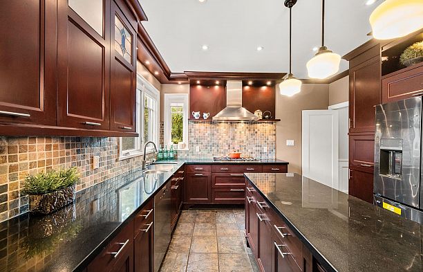 6050 Athlone Street South Granville