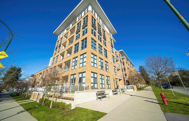 208 6933 Cambie Street South Cambie