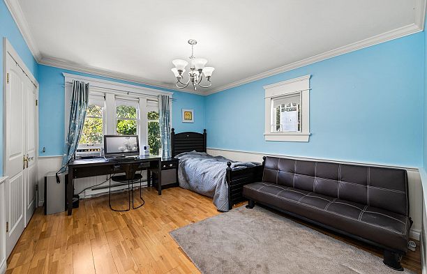 6050 Athlone Street South Granville