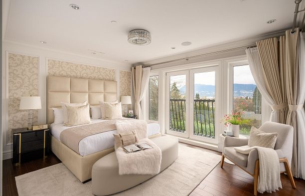 3955 W Broadway Point Grey