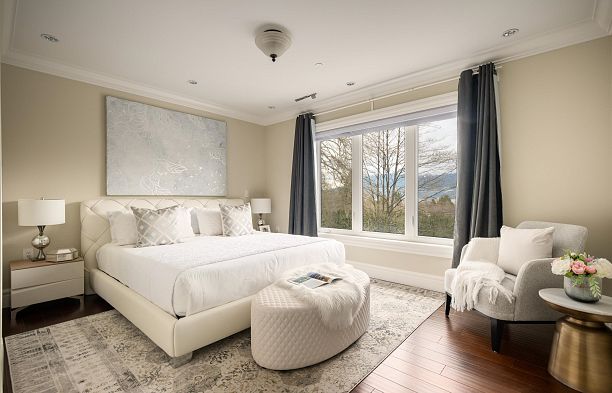 3955 W Broadway Point Grey