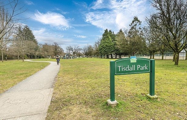 204 6026 Tisdall Street Oakridge VW