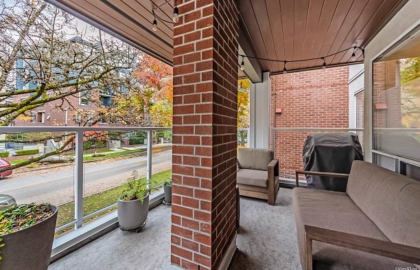 207 2288 W 12th Avenue Kitsilano